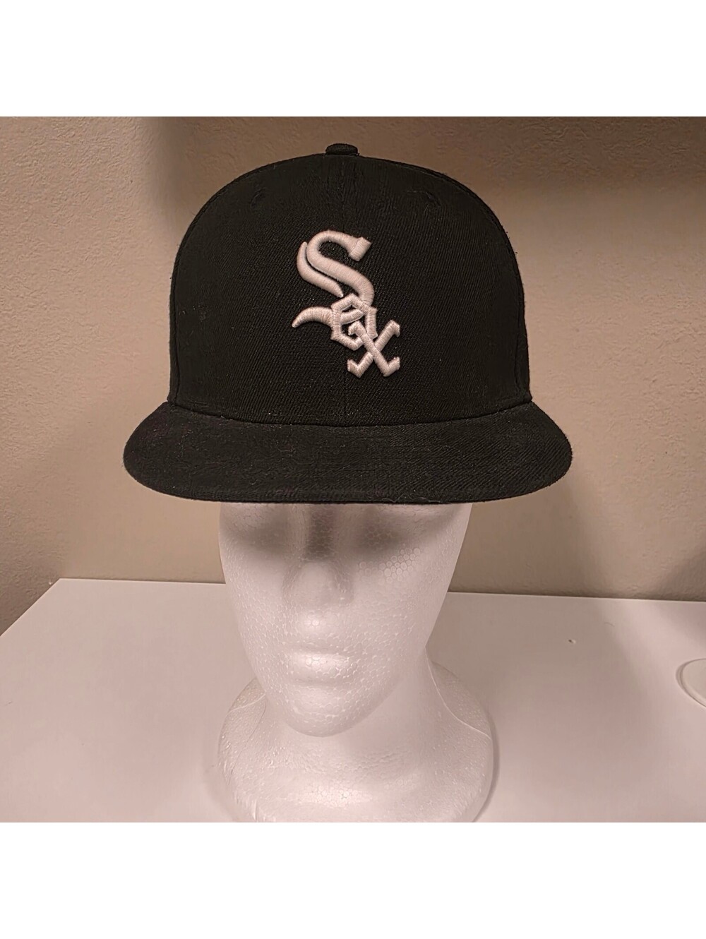 New Era Chicago White Sox 59FIFTY Fitted Baseball Cap Hat Size 6 3/4